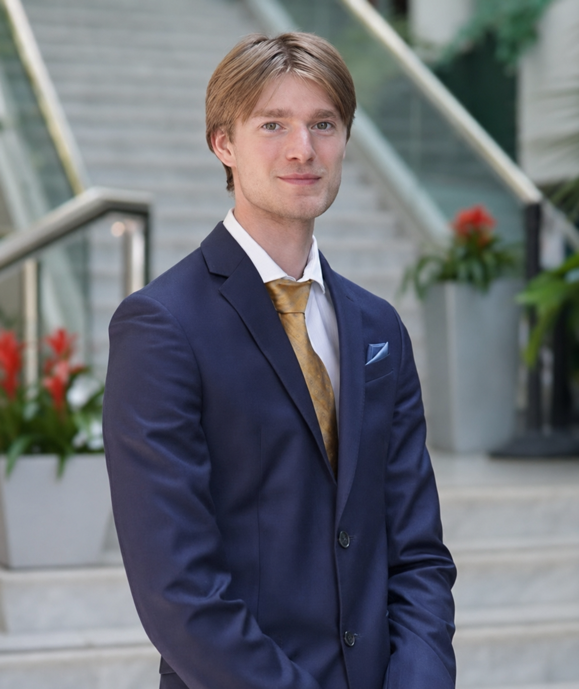 Mackinnon, Oliver_EDIT